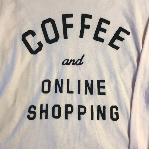 super cute and comfy top - Picture 2 of 2